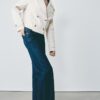 Kurzes Zweireihiger Trenchcoat Kurzes Zweireihiger Trenchcoat