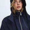 Langer, fließender Parka Langer, fließender Parka