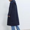 Langer, fließender Parka Langer, fließender Parka