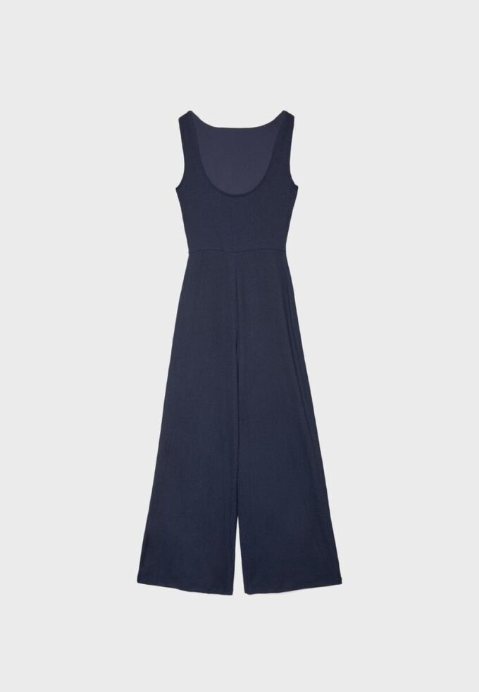 Langer, ärmelloser, gerader Jumpsuit Langer, ärmelloser, gerader Jumpsuit