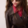 Langer Trenchcoat aus Kunstleder