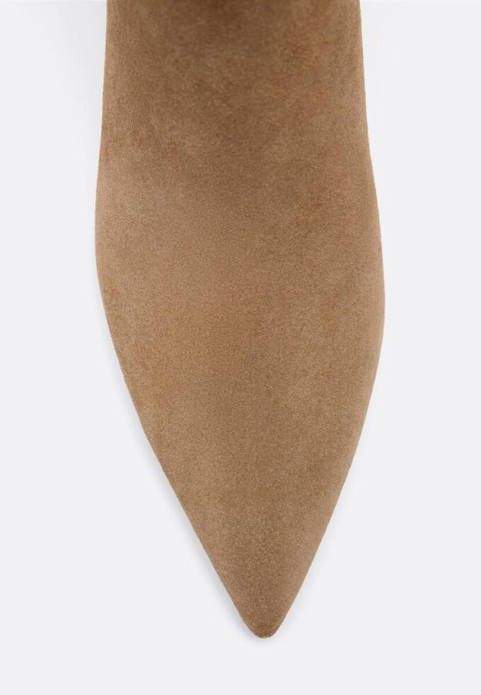 Leder-Stiefeletten mit Kitten-Heel