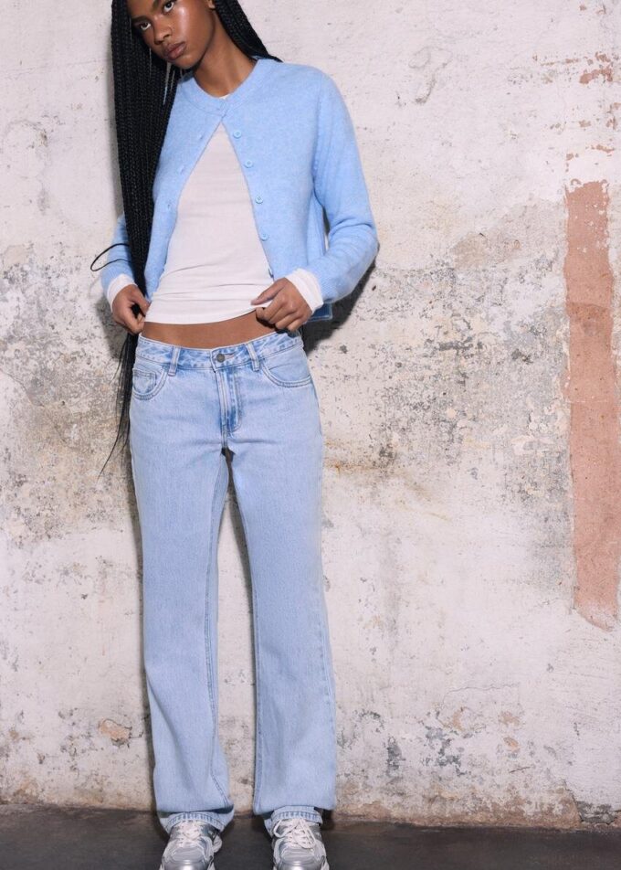 Low-Rise-Jeans mit geradem Bein Low-Rise-Jeans mit geradem Bein