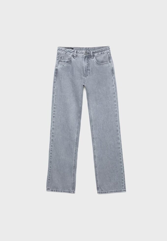 Low-Rise-Jeans mit geradem Bein Low-Rise-Jeans mit geradem Bein