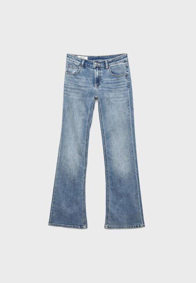 Low-Rise-Jeans mit Schlag Low-Rise-Jeans mit Schlag
