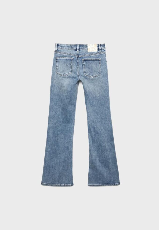 Low-Rise-Jeans mit Schlag Low-Rise-Jeans mit Schlag