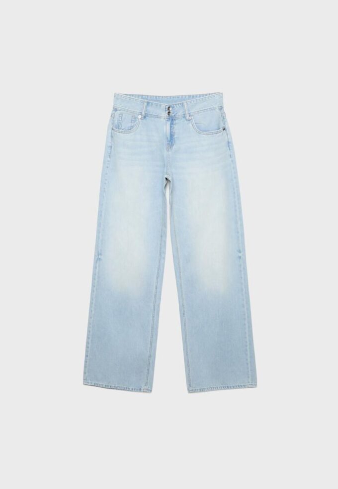 Low-Rise-Jeans mit zwei Knöpfen Low-Rise-Jeans mit zwei Knöpfen