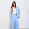 Lässige, gestreifte elegante Hose mit gekreuztem Bund Lässige, gestreifte elegante Hose mit gekreuztem Bund