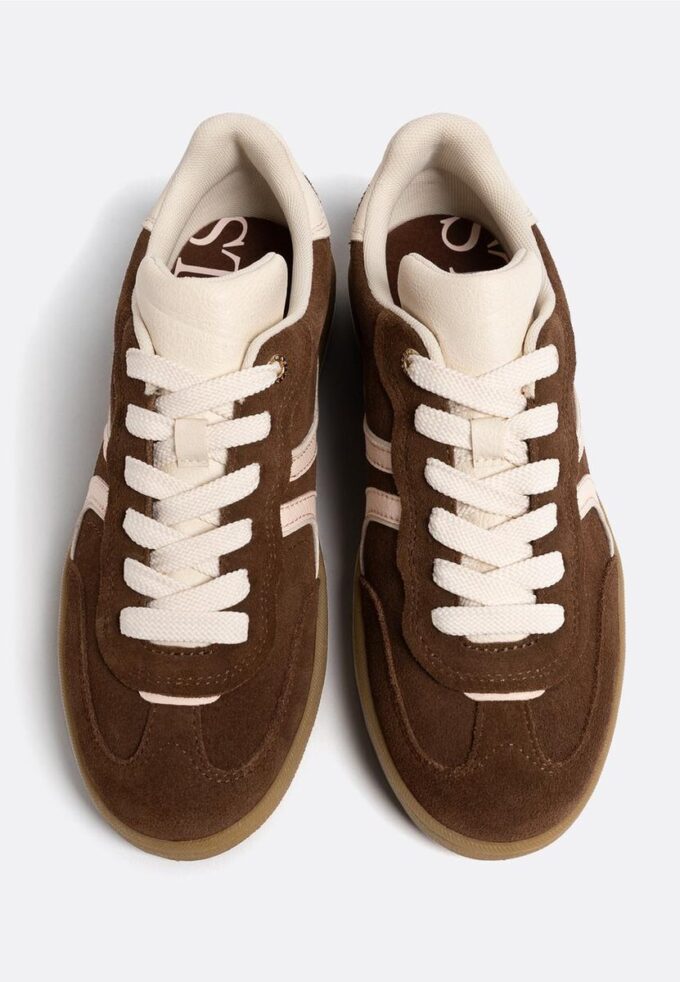 Lässige Ledersneaker