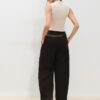 Lyocell-Hose mit Abnähern und Kette Lyocell-Hose mit Abnähern und Kette