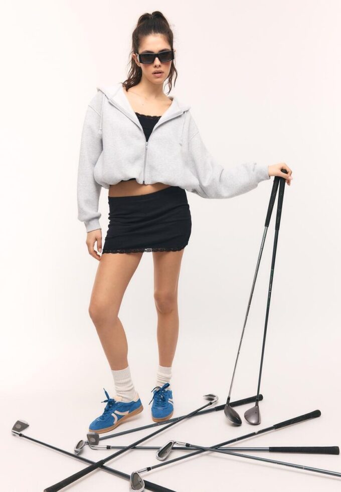 Mini-Skort mit Spitzenbesatz