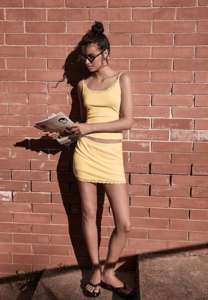 Mini-Skort mit Spitzenbesatz Mini-Skort mit Spitzenbesatz