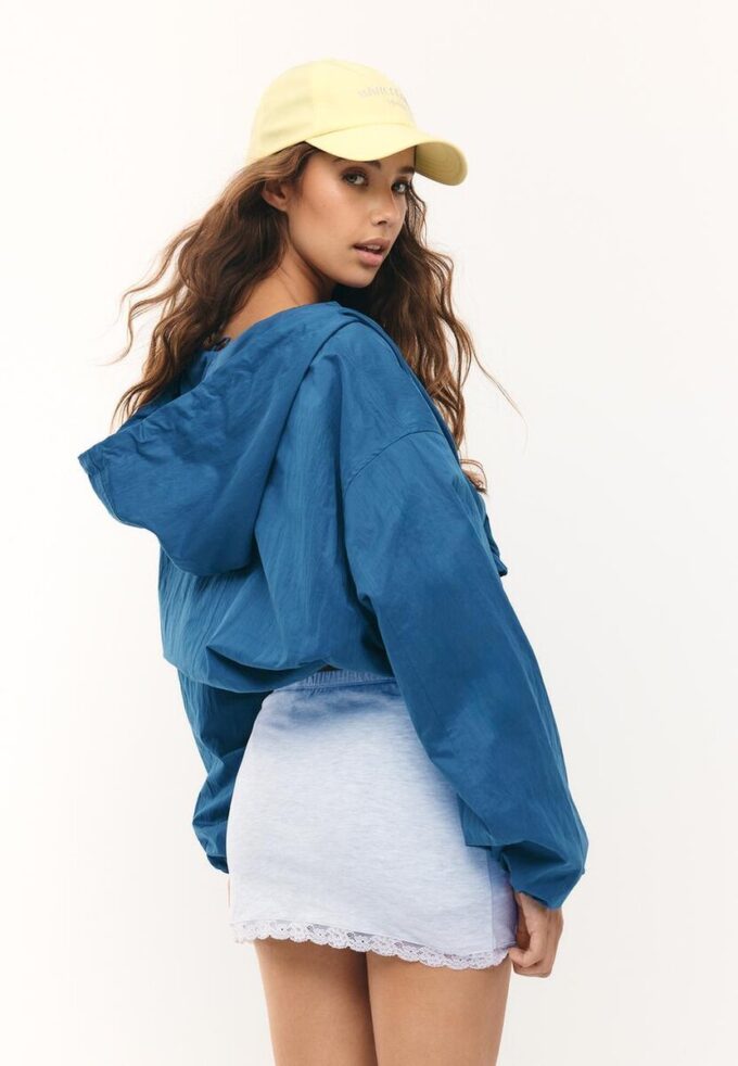 Mini-Skort mit Spitzenbesatz