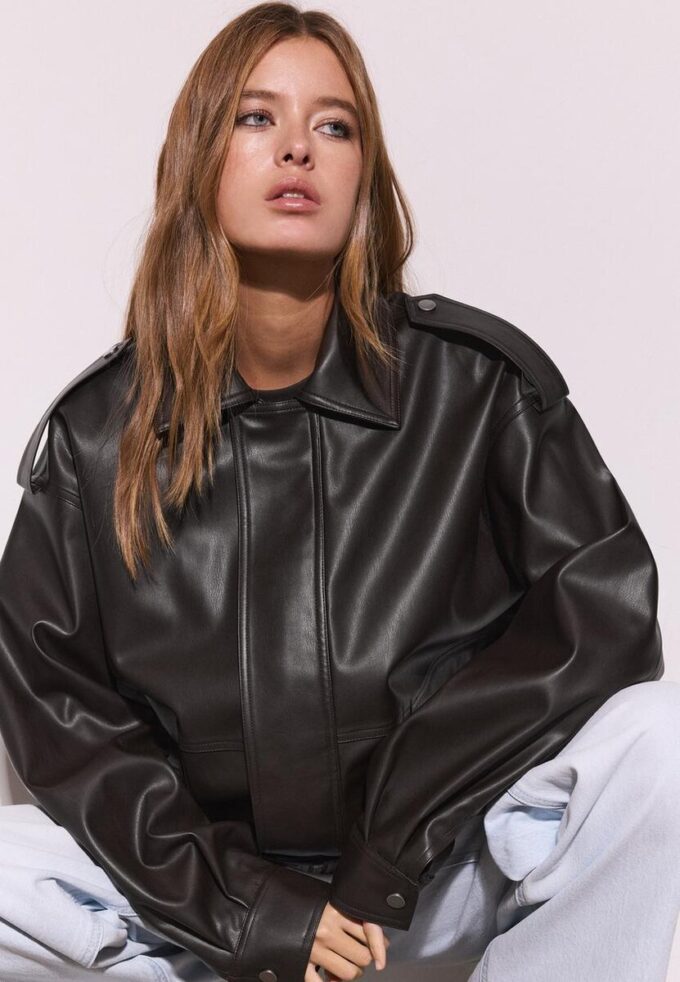 Oversize-Bikerjacke in Lederoptik Oversize-Bikerjacke in Lederoptik