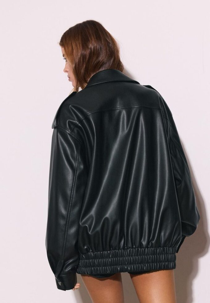 Oversize-Bikerjacke in Lederoptik Oversize-Bikerjacke in Lederoptik
