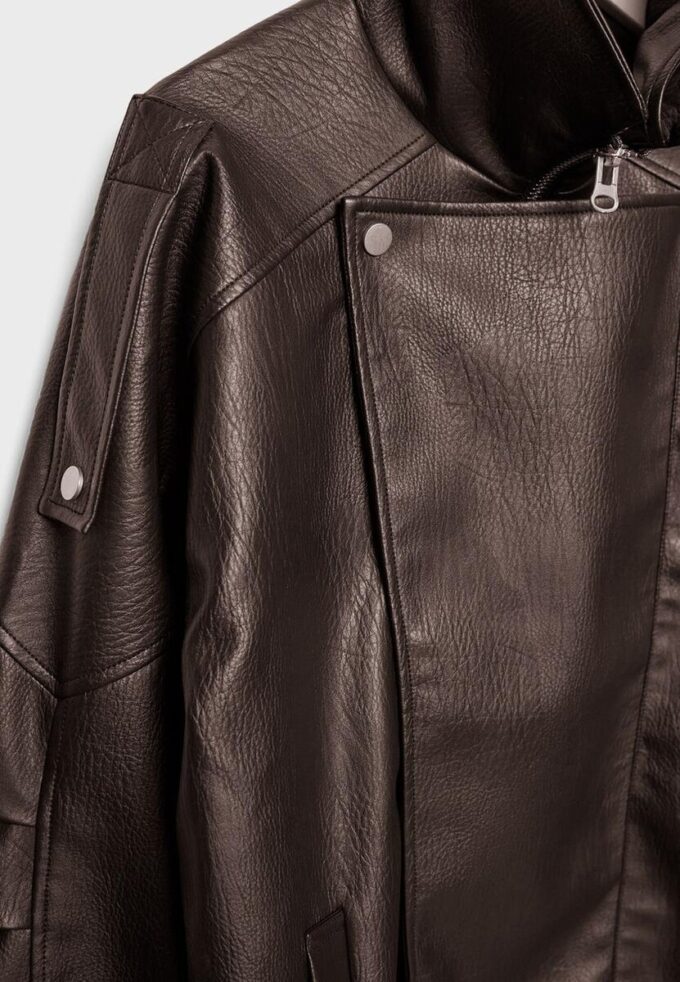 Oversize-Kunstlederjacke mit Revers Oversize-Kunstlederjacke mit Revers
