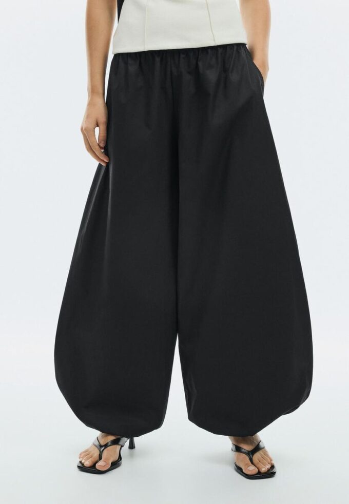 Popeline-Hose mit weitem Schnitt