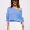 Pullover aus Mesh-Strick mit U-Boot-Ausschnitt Pullover aus Mesh-Strick mit U-Boot-Ausschnitt