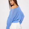 Pullover aus Mesh-Strick mit U-Boot-Ausschnitt Pullover aus Mesh-Strick mit U-Boot-Ausschnitt