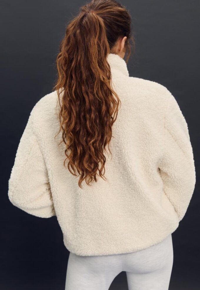 Reißverschlussjacke mit Kunstfellfutter Reißverschlussjacke mit Kunstfellfutter