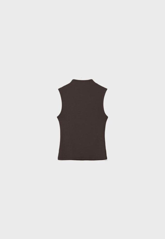 Ärmelloses T-Shirt mit Trichterkragen