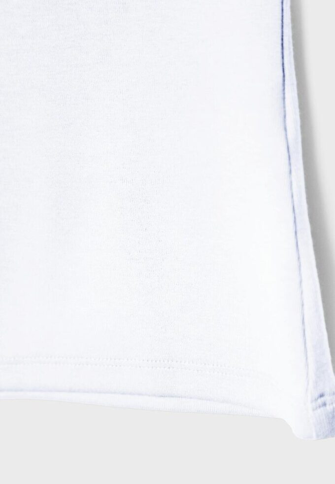 Ärmelloses T-Shirt mit Trichterkragen Ärmelloses T-Shirt mit Trichterkragen