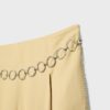 Satin-Hose mit Kettenverzierung Satin-Hose mit Kettenverzierung