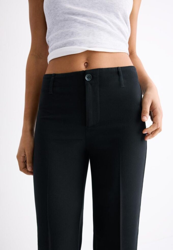 Schmal geschnittene gerade Hose Schmal geschnittene gerade Hose