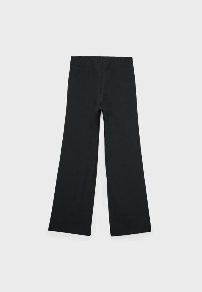 Schmal geschnittene gerade Hose Schmal geschnittene gerade Hose