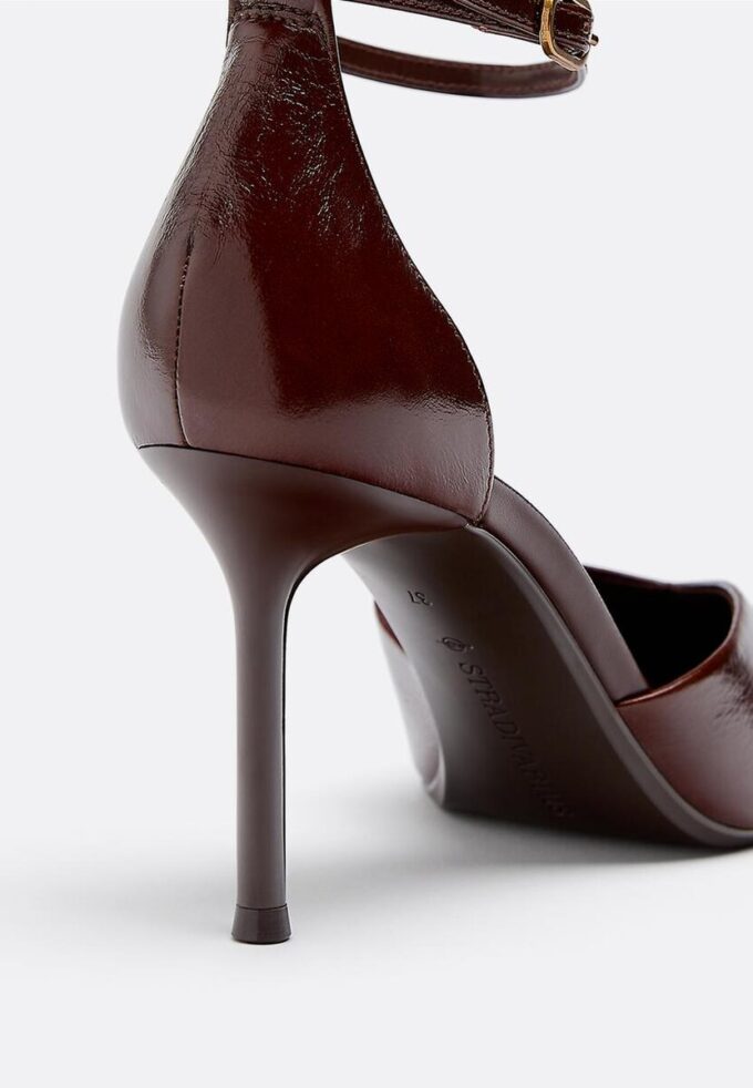 Schuhe mit Lederabsatz
