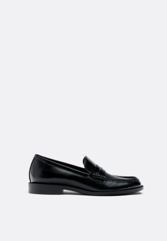 Schwarze Loafer in Lederoptik