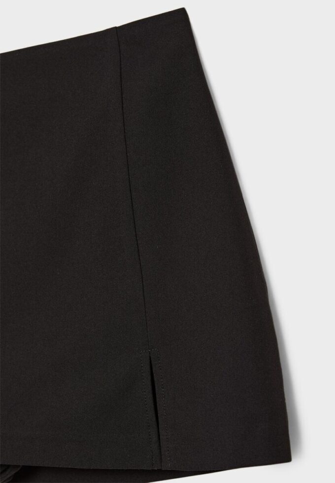 Skort mit Seitenschlitz Skort mit Seitenschlitz