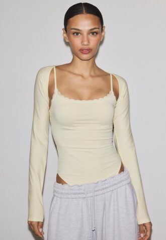 Slim-Fit-Bolero mit langen Ärmeln