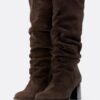 Slouchy Stiefel mit Absatz aus Leder