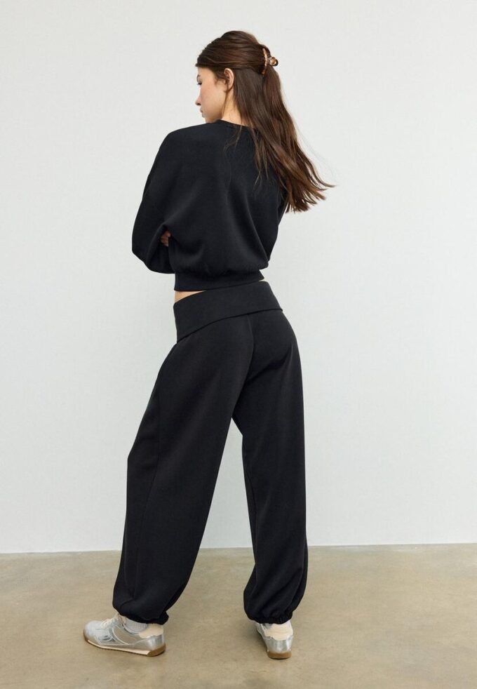 Soft Touch-Jogginghose im Ballon-Stil mit umgeschlagenem Bund Soft Touch-Jogginghose im Ballon-Stil mit umgeschlagenem Bund