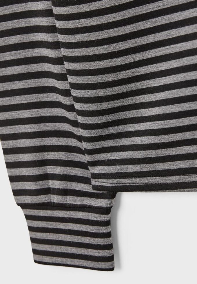 Soft Touch-Sweatshirt mit schulterfreiem Ausschnitt Soft Touch-Sweatshirt mit schulterfreiem Ausschnitt