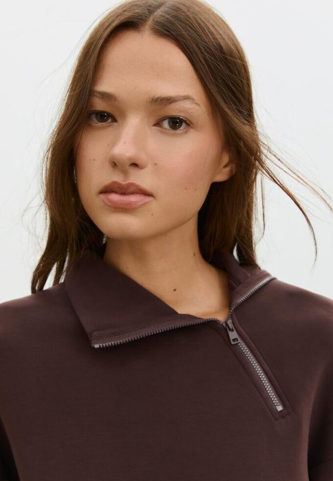 Soft Touch-Sweatshirt mit seitlichem Reißverschluss Soft Touch-Sweatshirt mit seitlichem Reißverschluss