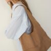 Soft Touch-Umhängetasche mit Reißverschlüssen