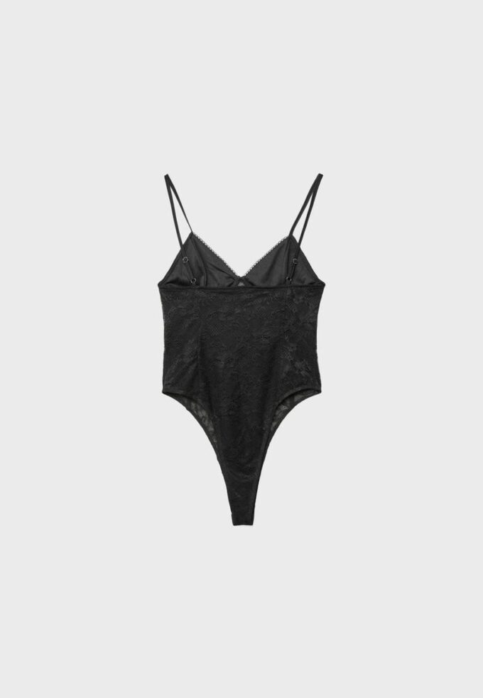 Spitzenbodysuit mit Trägern Spitzenbodysuit mit Trägern