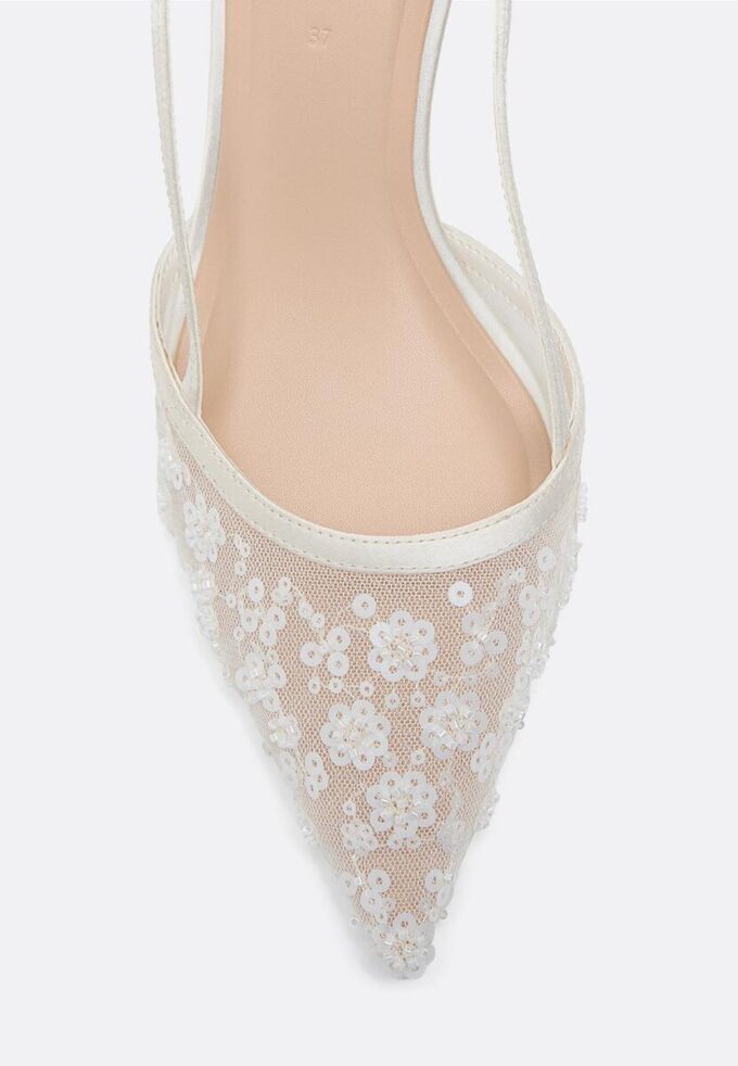Strass-Mesh-Absatzschuhe mit Kitten-Heel Strass-Mesh-Absatzschuhe mit Kitten-Heel