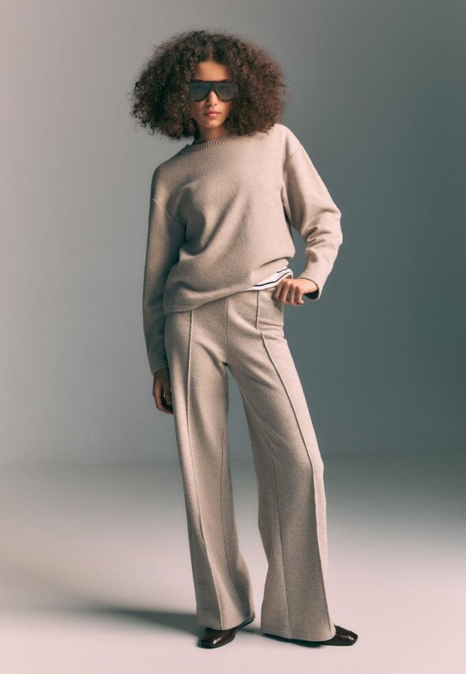 Strickhose mit Nahtdetails Strickhose mit Nahtdetails