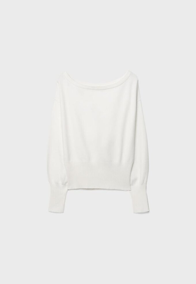 Strickpullover mit asymmetrischem, geripptem Saum Strickpullover mit asymmetrischem, geripptem Saum
