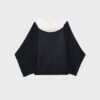 Strickpullover mit U-Boot-Ausschnitt und Überlagerung Strickpullover mit U-Boot-Ausschnitt und Überlagerung