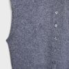 Strickweste mit gepolsterten Schultern Strickweste mit gepolsterten Schultern