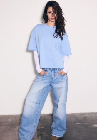 Super-Baggy-Jeans mit Sternen an den Seiten