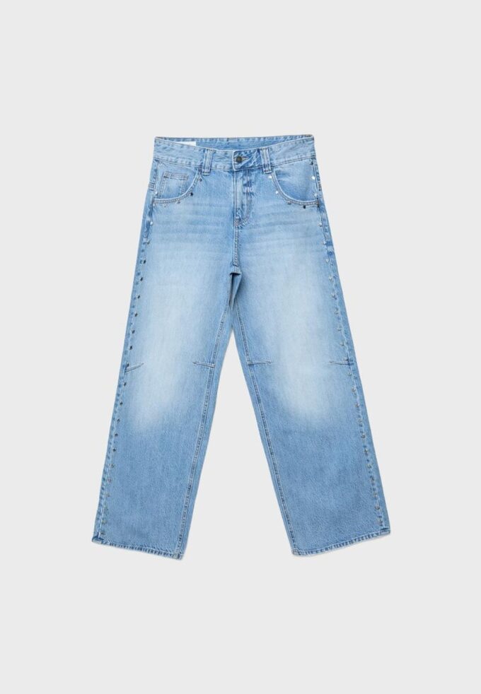 Super-Baggy-Jeans mit Sternen an den Seiten Super-Baggy-Jeans mit Sternen an den Seiten