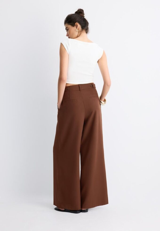 Superweite, verstellbare Hose Superweite, verstellbare Hose