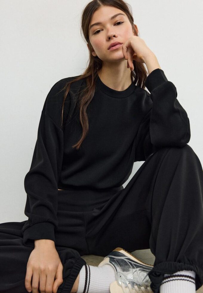 Sweatshirt mit Fledermausärmeln und Soft Touch-Griff Sweatshirt mit Fledermausärmeln und Soft Touch-Griff