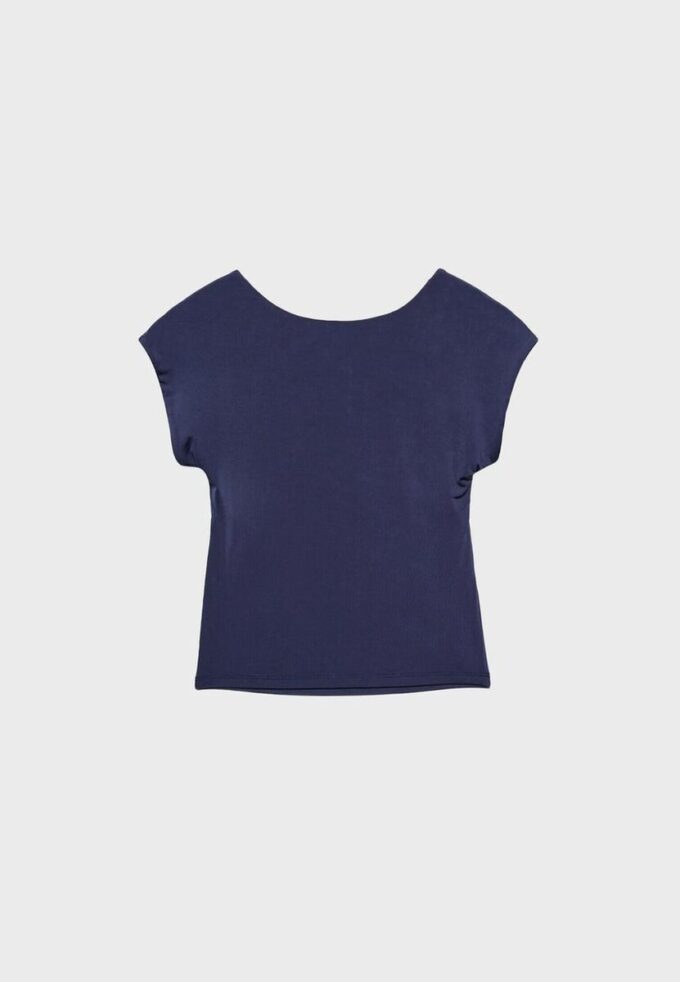 T-Shirt mit offenem Rücken T-Shirt mit offenem Rücken