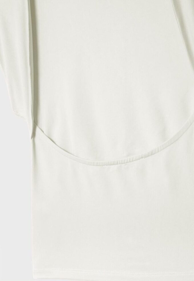 T-Shirt mit offenem Rücken T-Shirt mit offenem Rücken